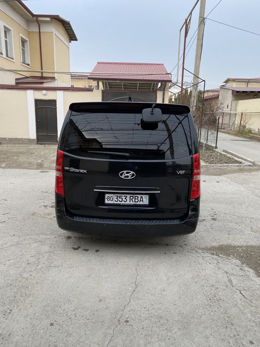 Hyundai Grand Stareks