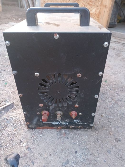 Продам аппарат сварочный 220-380v