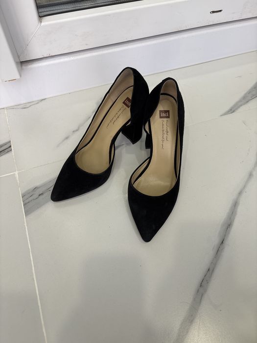 Туфли на миниатюрую девушку