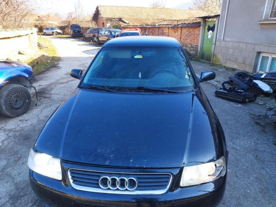 Продавам Ауди А3 1.6 фейслифт На части