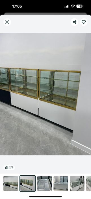 Распродажа! Кондитерская витрина .