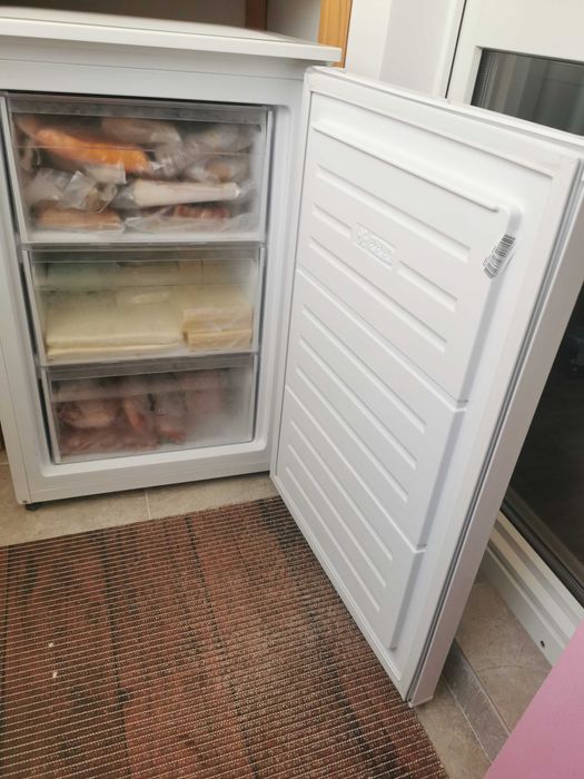 Congelator Heinner 102 L, 3 sertare, clasa A+