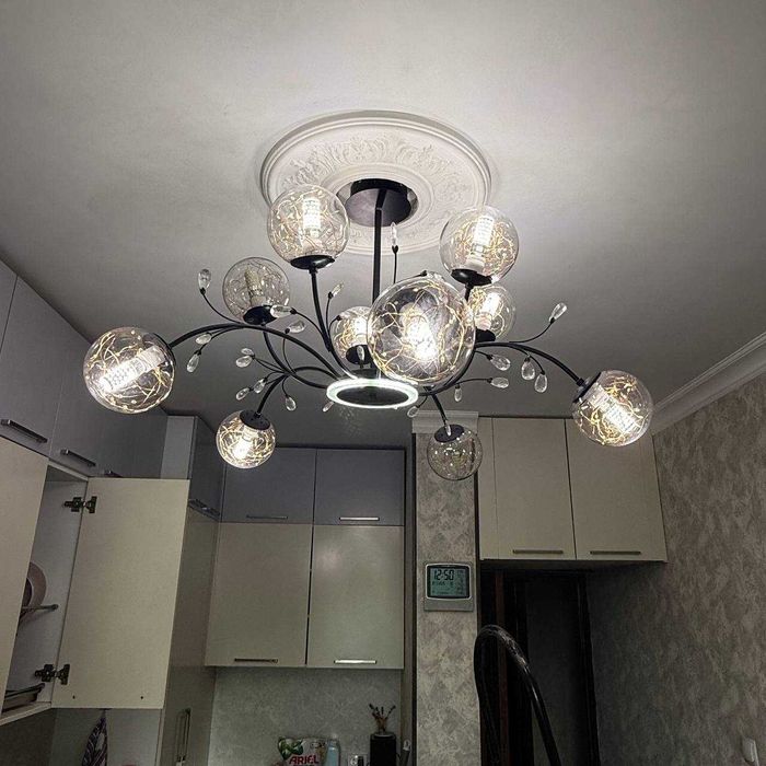 Продаётся люстра