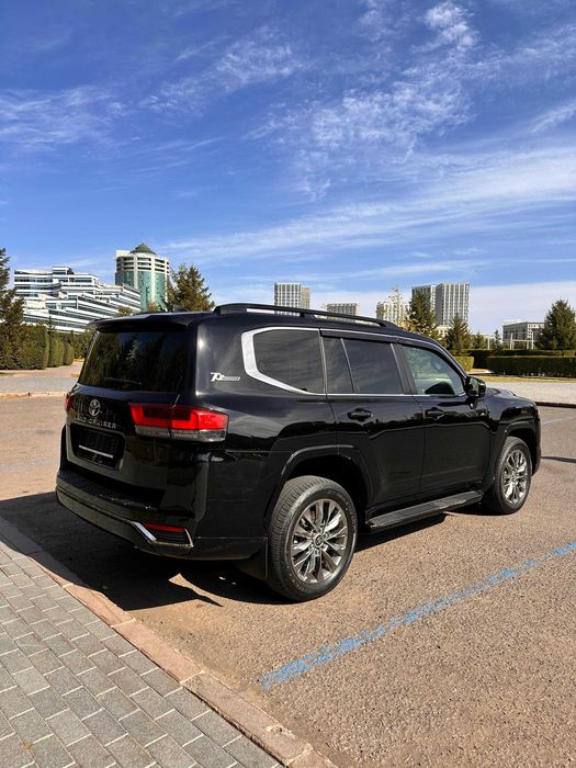 С ВОДИТЕЛЕМ! Аренда авто Прокат Крузак Крузер Toyota Land Cruiser 300