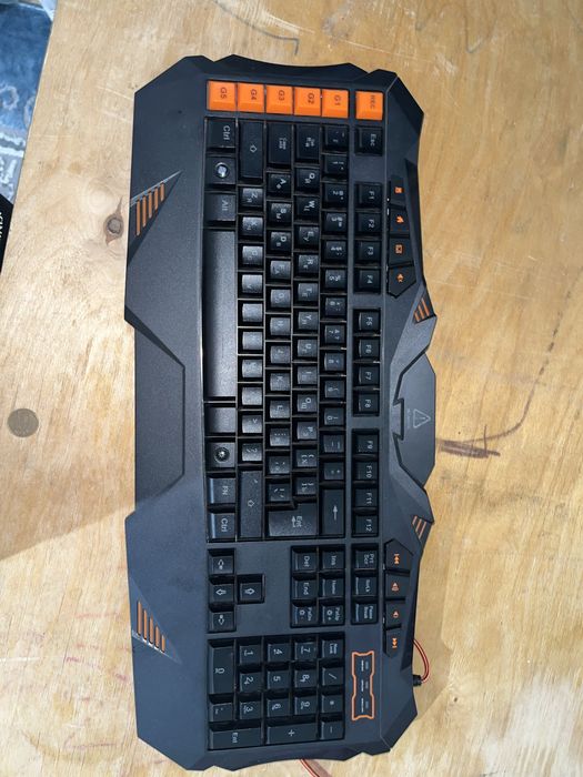 Проводная клавитура