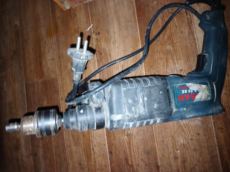 Болгарку, перфоратор