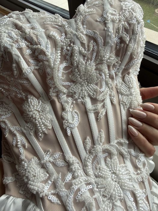 Мини официална рокля от Atelier Jollie