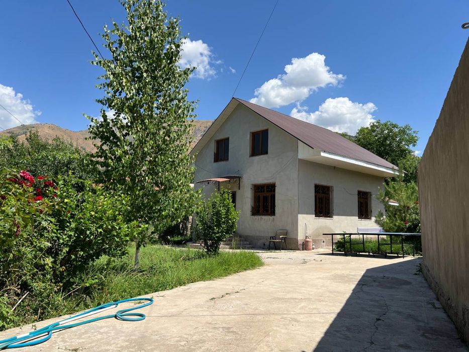 Срочно дача сотилади!!! Бўстонлиқ тумани Нанай қишлоғида