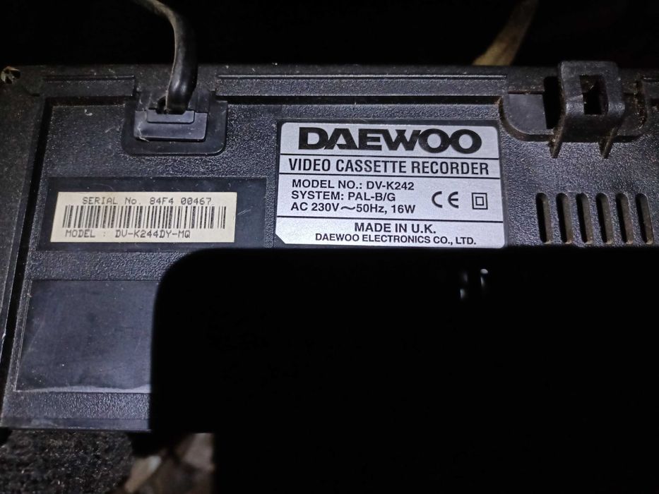 Видеомагнитофон "Daewoo DV-K244DY-MQ".