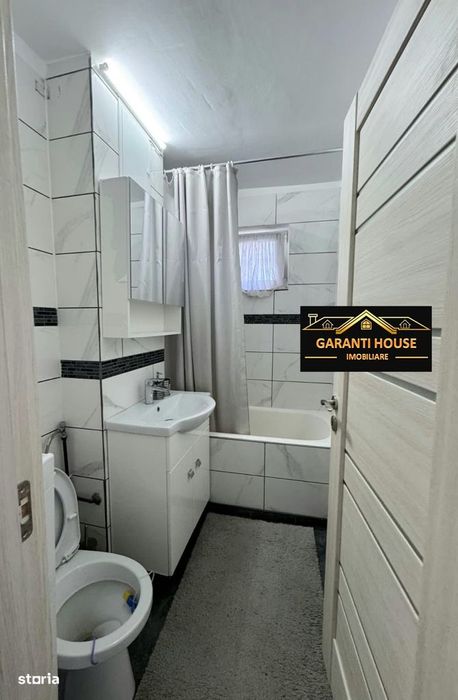 Bd. Traian, apartament cu 3 camere, etaj 3, partial mobilat, 91 000€