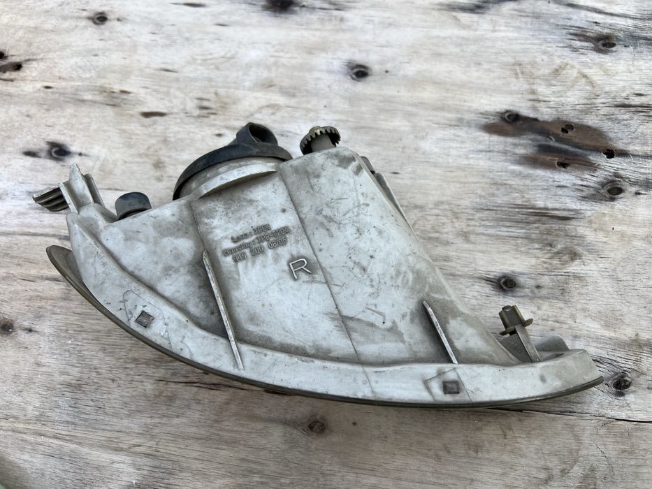 Противотуманка Camry 30-35