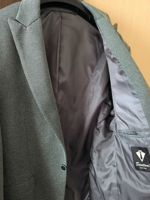 Сако. Размер М. Перфектно състояние.