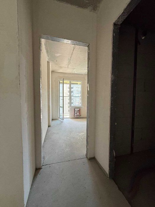 Продается квартира в ЖК "ZAMON 2-Этаж/9 ст.Метро Янгиабад, 42кв.м.