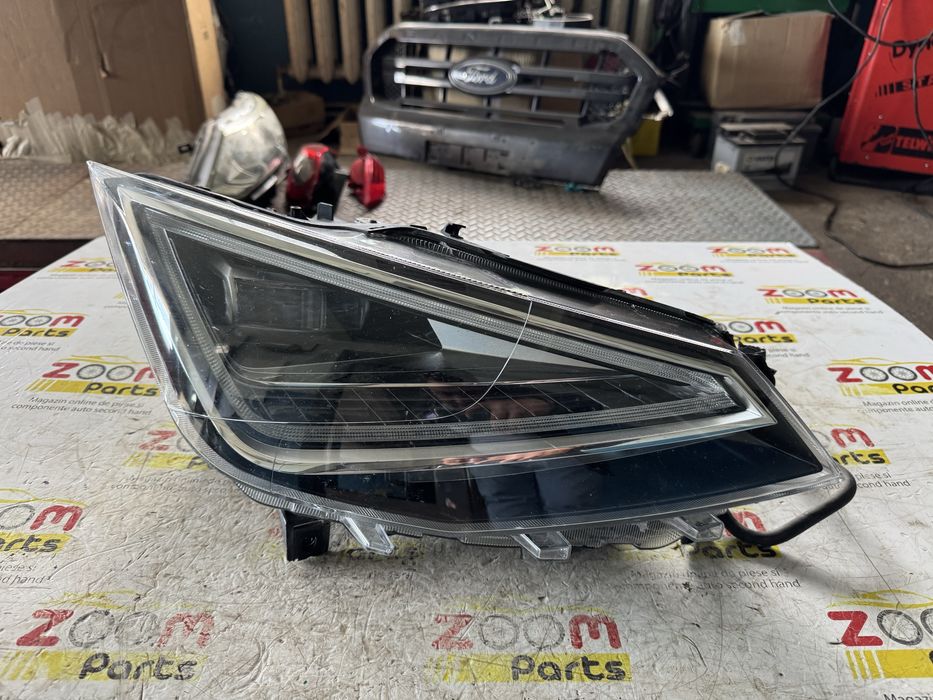 Far dreapta Seat Arona ibiza full LED 2018-2025