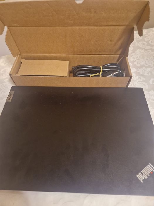 Laptop Lenovo Thinkpad i5 generația 11