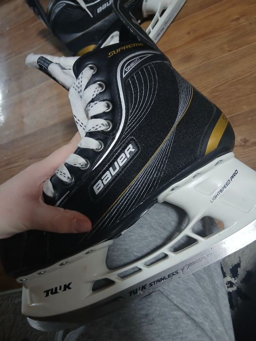 Продам срочноо коньки