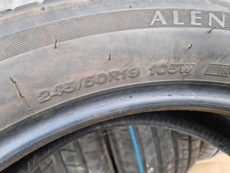 4 Bridgestone R19 245/50
летни гуми
DOT3518
