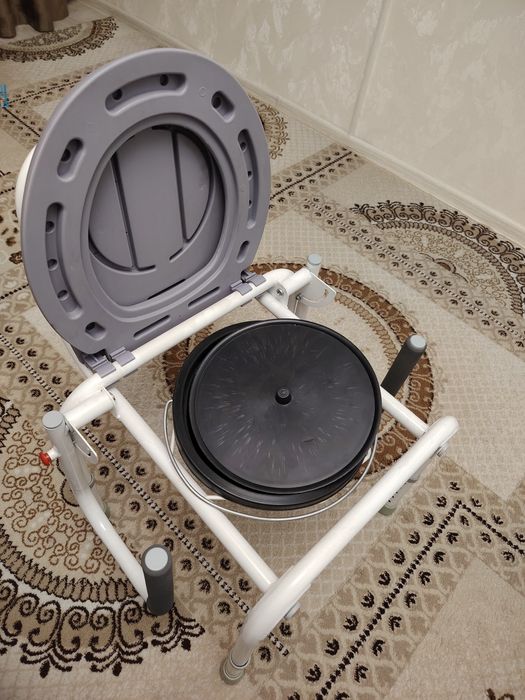 Биотуалет новый.