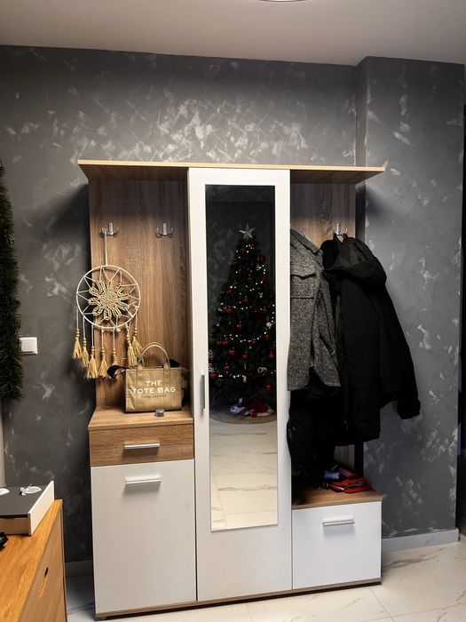 Портманто с огледало