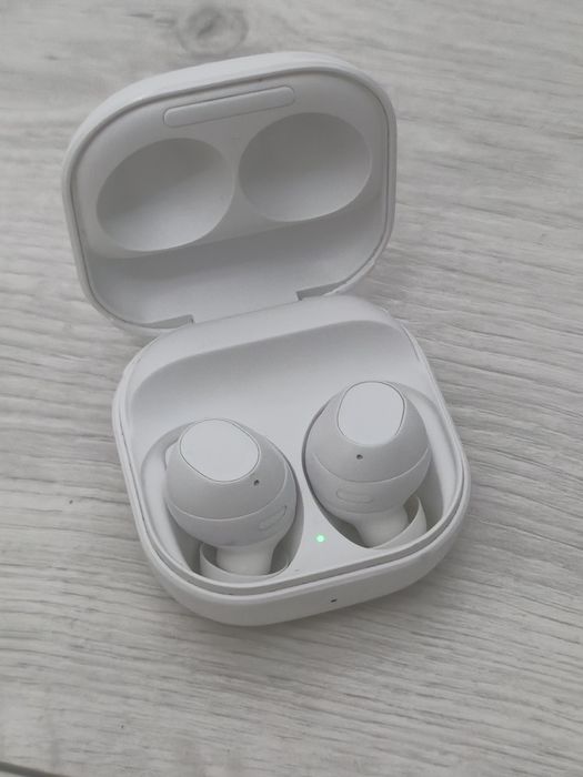 Samsung galaxy buds fe