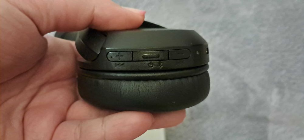 Безжични слушалки Sony