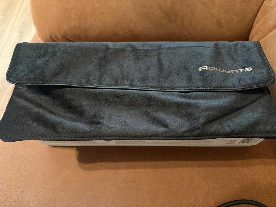 Perie Hair Therapist Rowenta noua in garantie