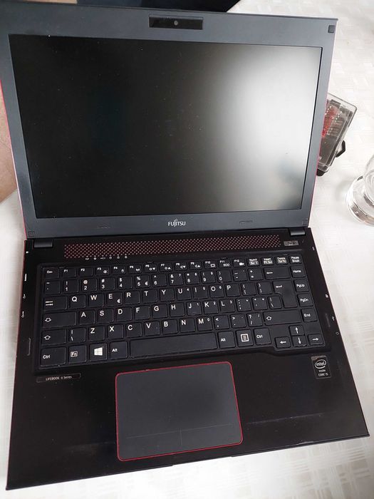 Fujitsu Lifebook U554