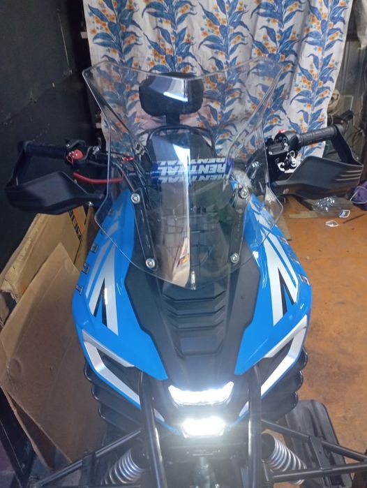 Продам снегоход 250