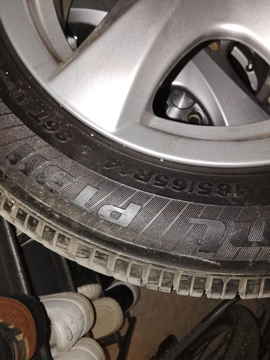 Продам колеса с дисками