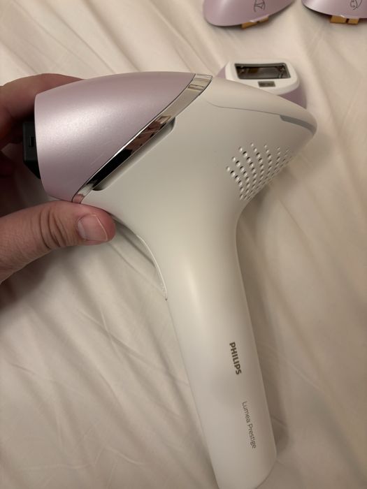 Фотоепилатор Philips - ГАРАНЦИЯ 1+ години,  BRI947/00, 450 000 импулса