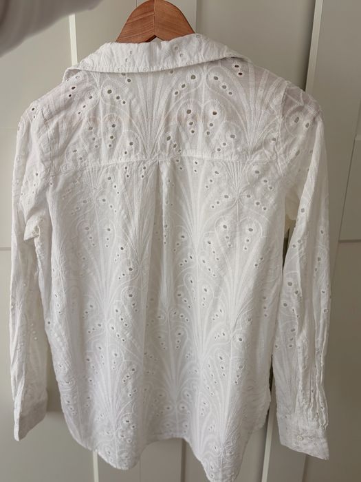 Бяла дамска риза с рязана дантела