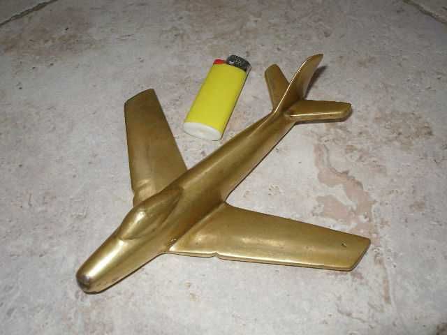 .Бронзов Самолет.