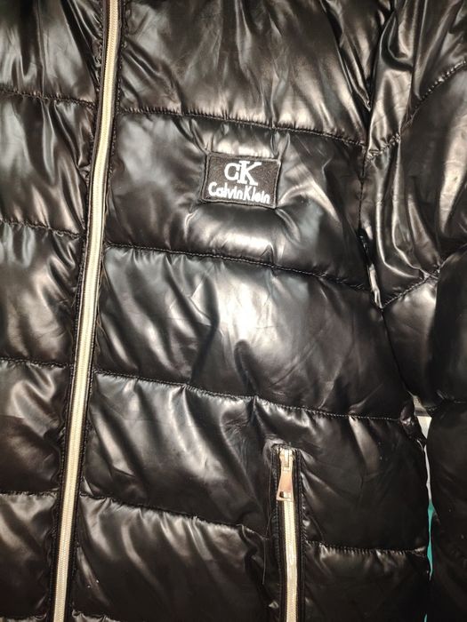 Geacă ck nouă mărimea L,foarte groasă.