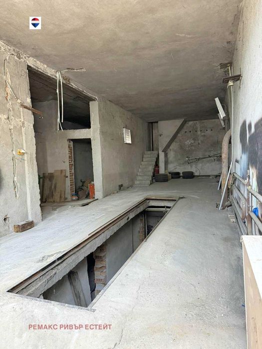 Продава се Къща в Русе, Средна кула - 363 кв.м за 512 €/кв.м - Снимка #8