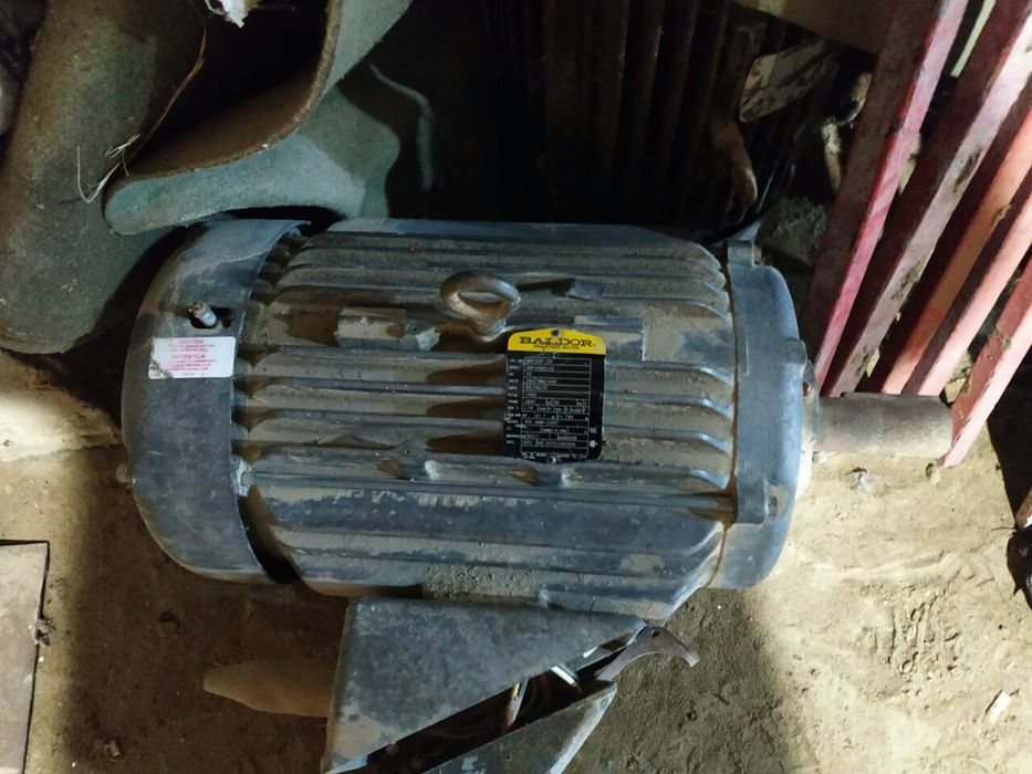 Электродвигатель