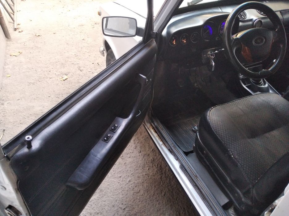 Ваз 2101  прицепи билан сотилади.