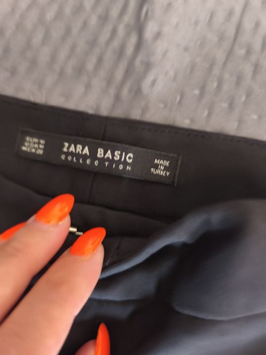 Сет от панталони + подарък