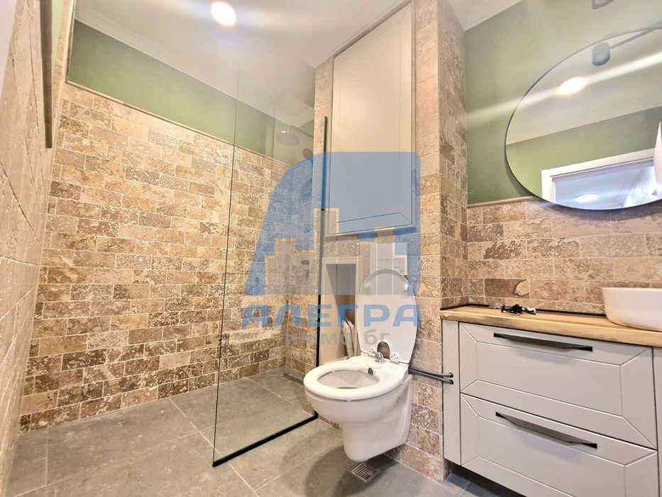 3-стаен в София-Хиподрума площ 120 цена 1250