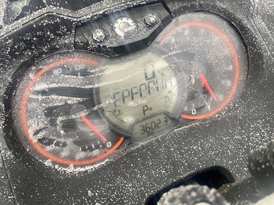 Продам BRP 1000 XMR  2015год