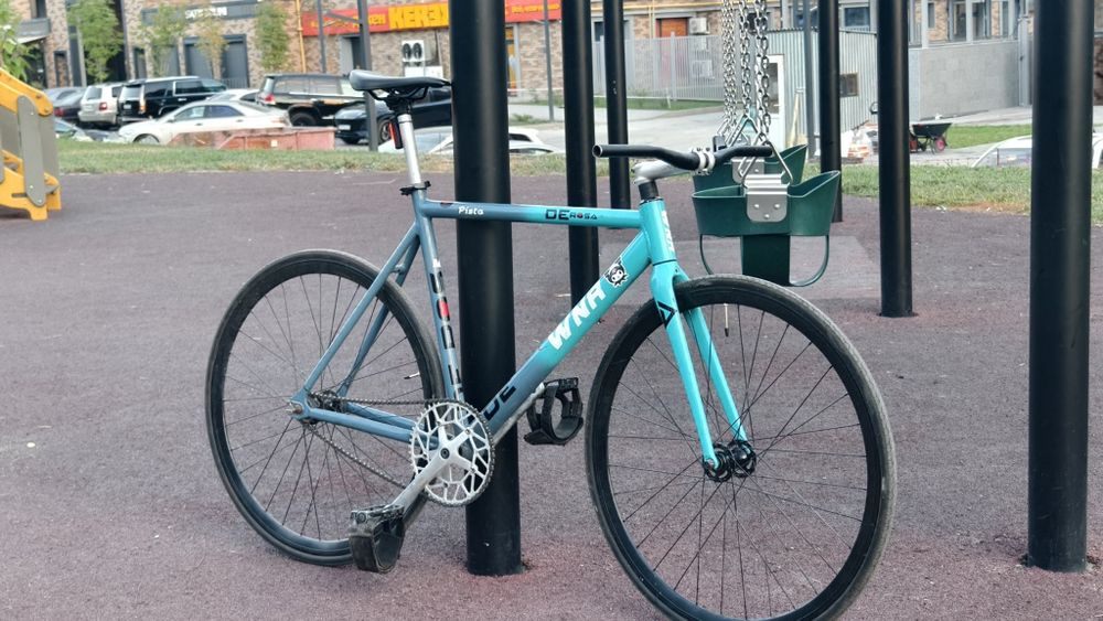 Fixed gear Wnr pista