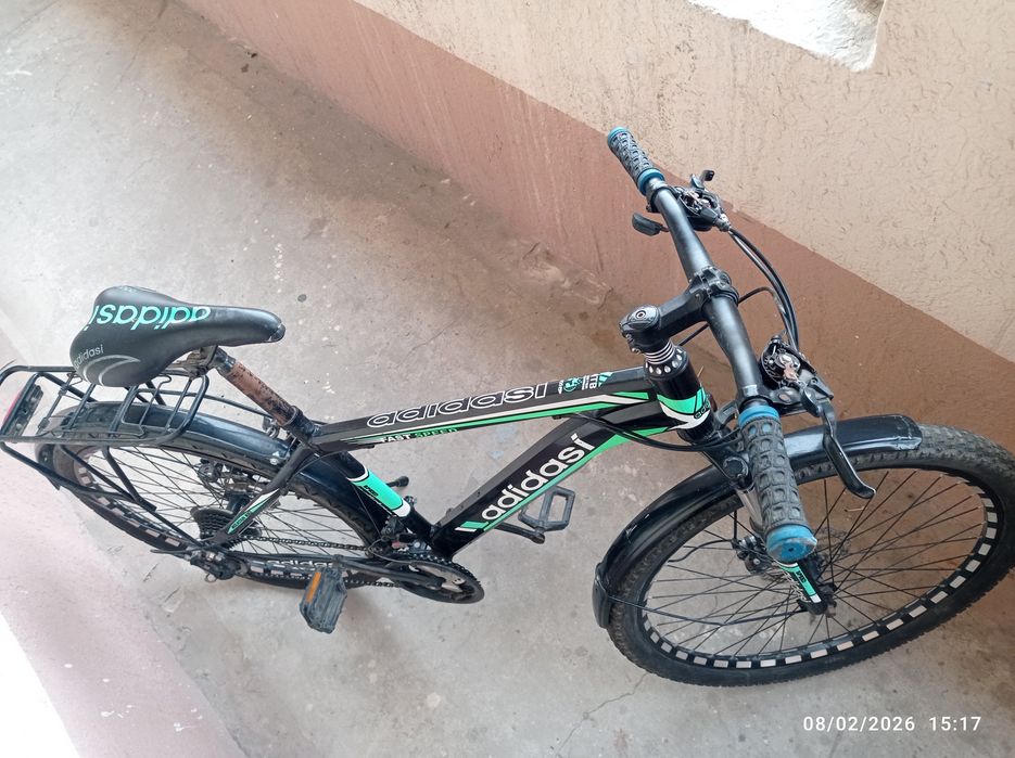 Velosiped bor sotiladigan