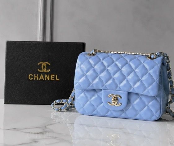 Geanta Chanel originala ,inclusa cutia ,chitanta si saculetul gentii