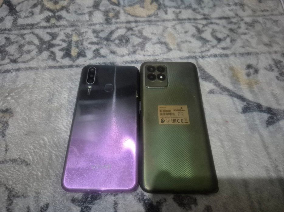 Срочно два телефона Realme и Vivo