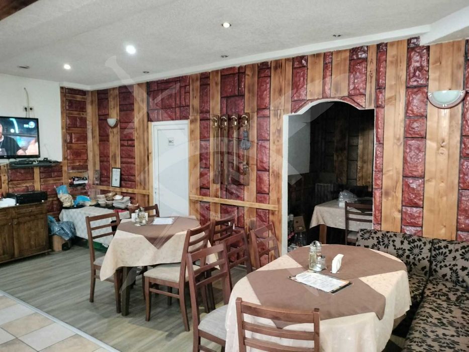 Парцел с бизнес имот в град Лъки 91316