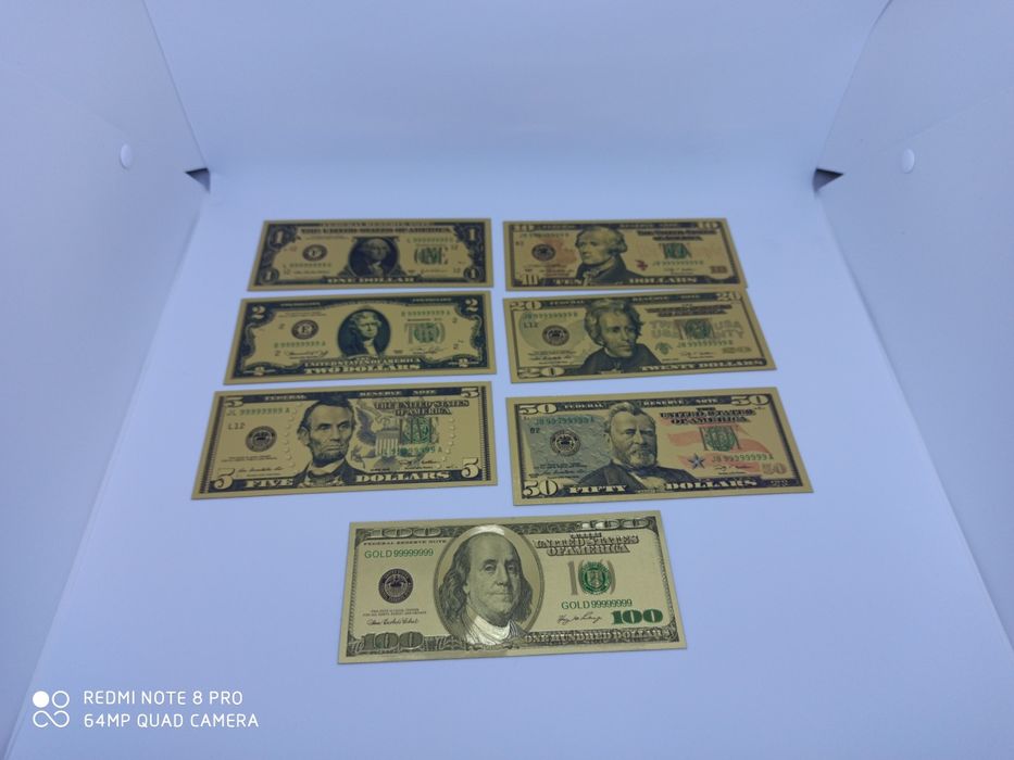 Златни банкноти евро,долари