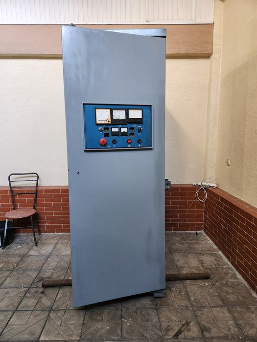 Продаю электрический  шкаф индукционной плавильной печи