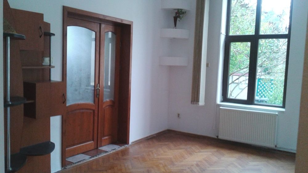 Casa în Ploiești, central, Strada Covurlui nr. 19A