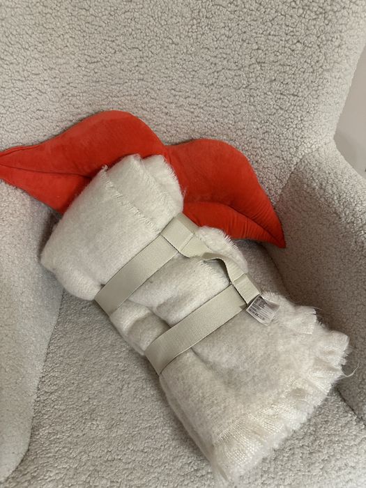 Шал H&M, нов, екрю