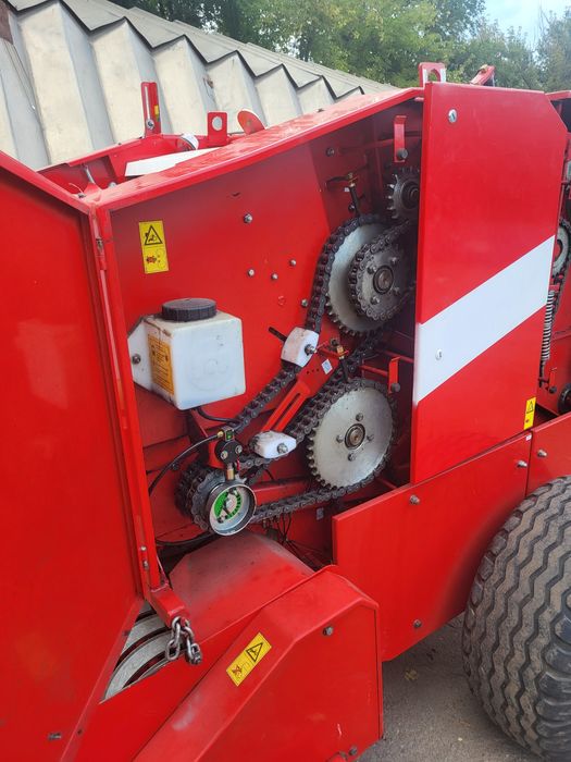 Пресс подборщик Metal fach Z562