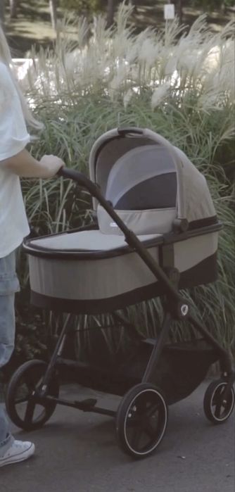 Carucior 3 in 1 cu scoica auto iSize